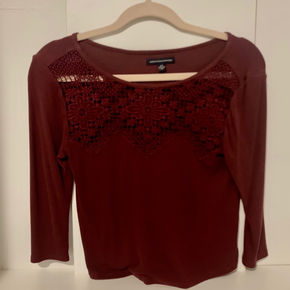 American eagle wine lace long sleeve top
